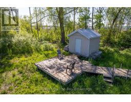 116 ISLAND 150/ BROSSEAU ISLAND - 21