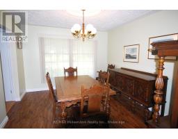 62 KING STREET N - 9