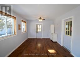 55 - 302694 DOUGLAS STREET - 11