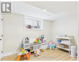221130 GREY ROAD 9 - 13