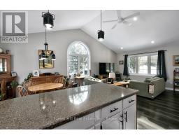 634341 ARTEMESIA GLENELG TOWNLINE - 11