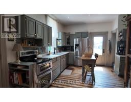 1337 BRUCE ROAD 15 - 11