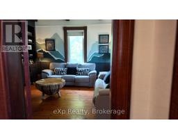 1337 BRUCE ROAD 15 - 12