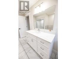 222 16TH AVENUE CRESCENT - 13