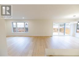 222 16TH AVENUE CRESCENT - 23