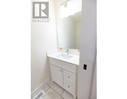 222 16TH AVENUE CRESCENT - 24