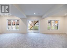 222 16TH AVENUE CRESCENT - 31