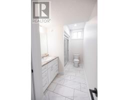 222 16TH AVENUE CRESCENT - 37