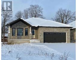 222 16TH AVENUE CRESCENT - 40