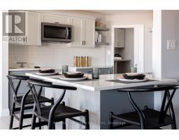 186 BRIDGE CRESCENT - 3