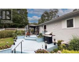 8 CREE LANE - 36