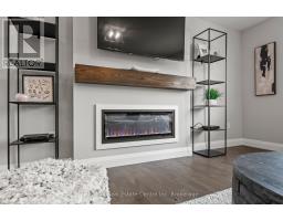 190 BRIDGE CRESCENT - 8