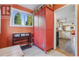 32 HOLLY TRAIL - 10