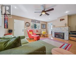 32 HOLLY TRAIL - 12