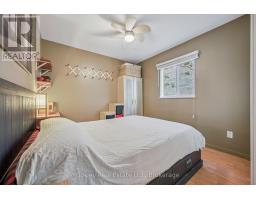 32 HOLLY TRAIL - 26