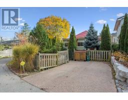 32 HOLLY TRAIL - 36