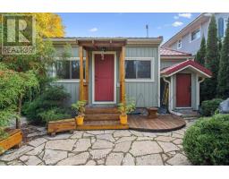 32 HOLLY TRAIL - 38