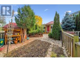 32 HOLLY TRAIL - 44