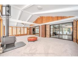 4290 VICTORIA ROAD S - 16