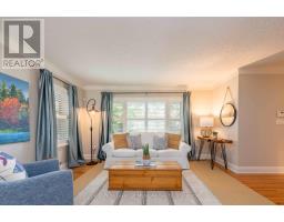 9 MOUNTVIEW AVENUE - 15