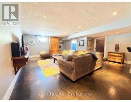 1348 BRUCE ROAD 11 - 23