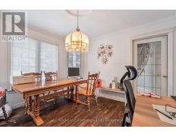 750 MCPHERSON CRESCENT - 18