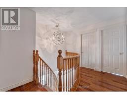 750 MCPHERSON CRESCENT - 23