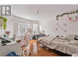 750 MCPHERSON CRESCENT - 31