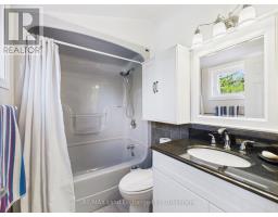 40 EASTWOOD CRESCENT - 13