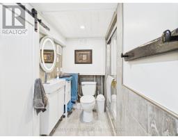 40 EASTWOOD CRESCENT - 21