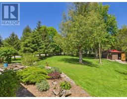40 EASTWOOD CRESCENT - 24