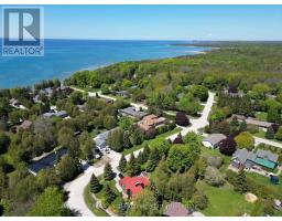 40 EASTWOOD CRESCENT - 29