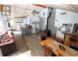 935 LIMBERLOST POINT ROAD - 25