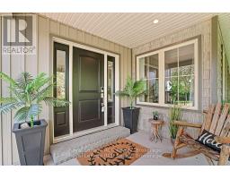 302769 DOUGLAS STREET - 19
