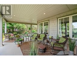302769 DOUGLAS STREET - 21
