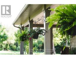 302769 DOUGLAS STREET - 22