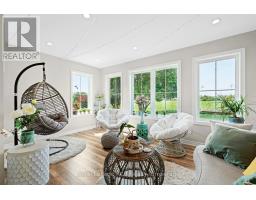 302769 DOUGLAS STREET - 31