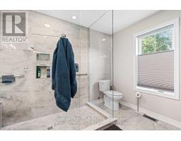 302769 DOUGLAS STREET - 36