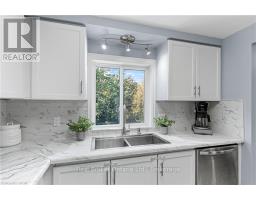 10 - 320 ALMA STREET - 20