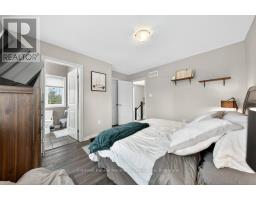 21 KATEMORE DRIVE - 32
