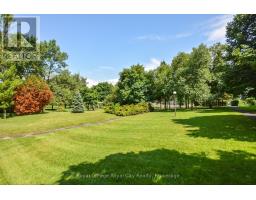 703 - 19 WOODLAWN ROAD E - 26