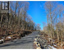 29 THORBURN LANE - 29