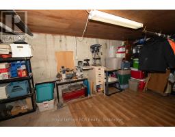 313634 HIGHWAY 6 HIGHWAY W - 44