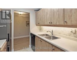 402 - 5 VALLEYSIDE DRIVE - 2