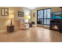 402 - 5 VALLEYSIDE DRIVE - 7
