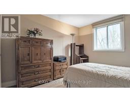 402 - 5 VALLEYSIDE DRIVE - 8