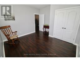 275 SOUTH STREET E - 27