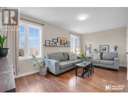 46B - 15 CARERE CRESCENT - 15