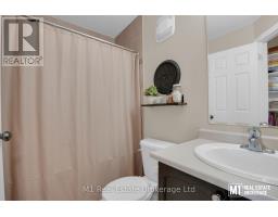 46B - 15 CARERE CRESCENT - 27