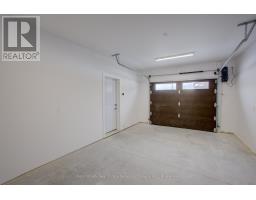 54 - 1182 QUEEN STREET - 14